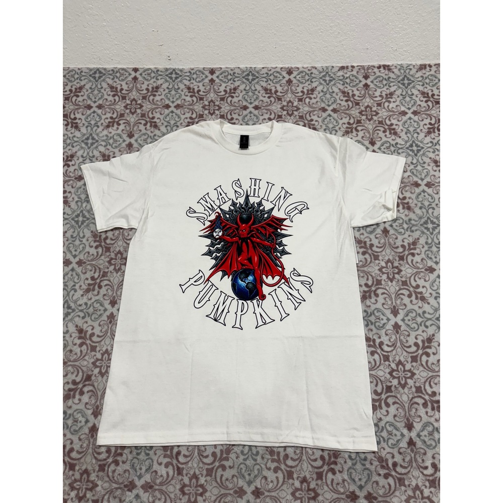 Smashing Pumpkins Red Devil Globe Graphic T-Shirt White Mens Medium Gildan